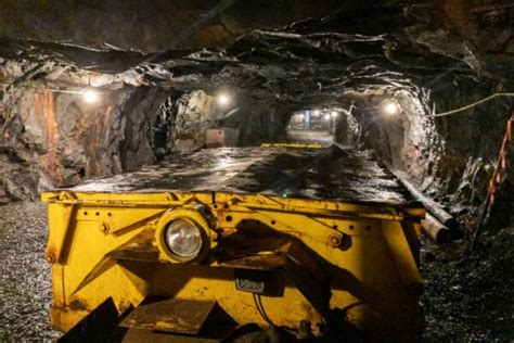 Touring the Number 9 Coal Mine: The World's Longest-Operating Coal Mine ...