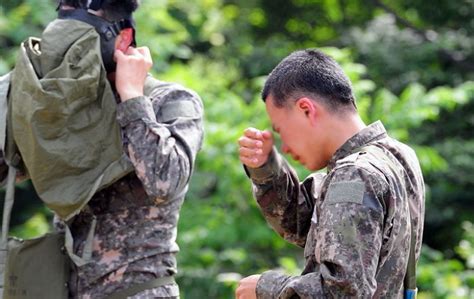 “국방부 양심적 병역거부자 예비군 훈련 ‘사회봉사로 대체한다” 인사이트