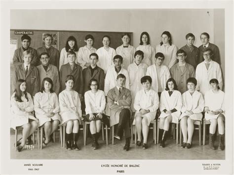 Photo De Classe Première De 1967 Lycée International De Paris Honoré