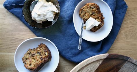 Sevengrams Naked Carrot Cake