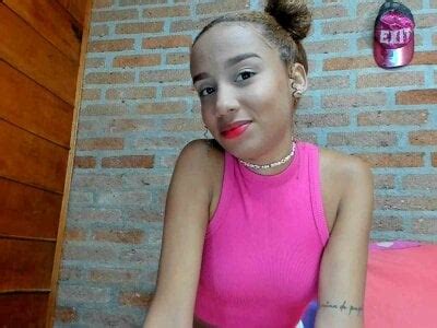 Petite Pussy Free Live Webcam Show XXX Chat XHamsterLive