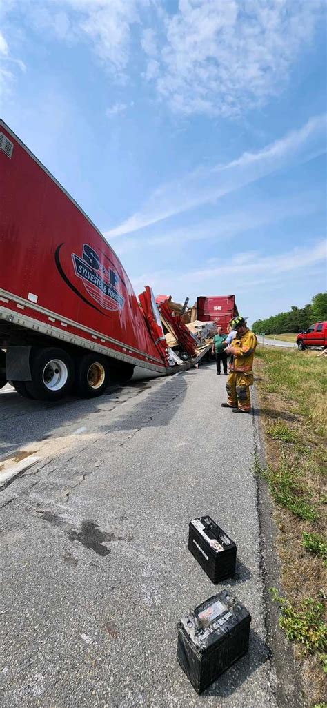 New York State Police Investigating Tractor Trailer Crash On I 87 In