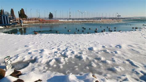 Figyelem életveszélyes a Balaton jege 24 hu