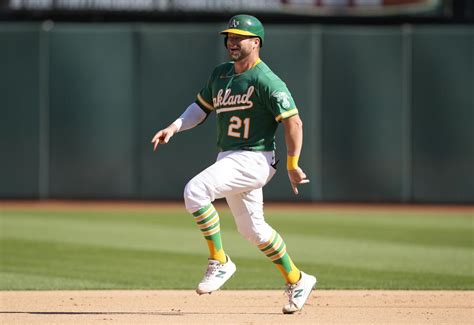 A's C Stephen Vogt overjoyed after hitting home run in his final MLB at ...