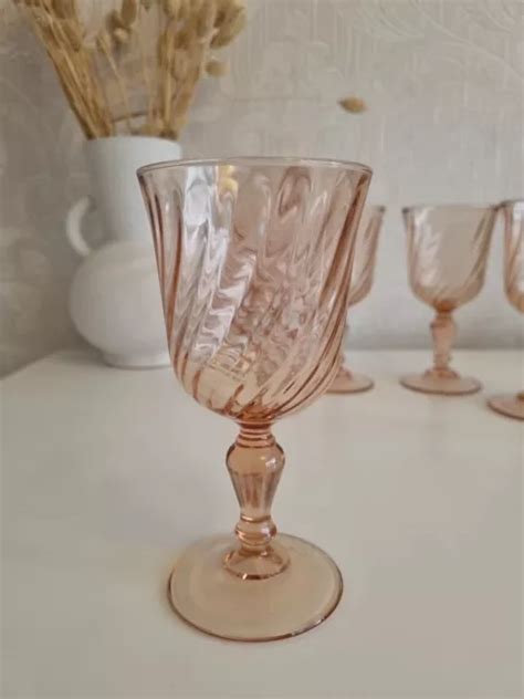 X Vintage Luminarc Arcorac Rosaline Pink Swirl Stem Wine Glasses