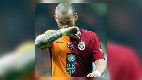 Galatasarayl Efsane Futbolcu Wesley Sneijder In Annesi Hayat N