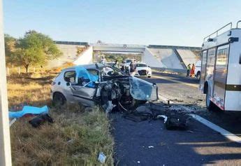 Choque Frontal En La Supercarretera Cuacnopalan Oaxaca Deja Muertos