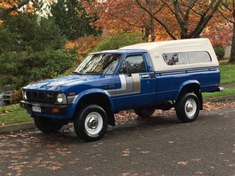 Photo Image Gallery And Touchup Paint Toyota Truck In Medium Blue 857