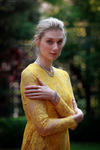 Elizabeth Debicki Hot Bikini Image Gallery Images Photos Pics Cinemagigs