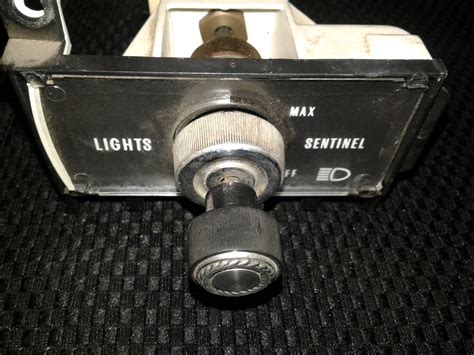 1979 1985 CADILLAC ELDORADO HEADLIGHT SWITCH WITH SENTINEL Car