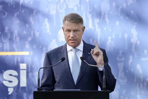 Klaus Iohannis A Atacat La Ccr Legea Care D Rectorilor Mandat Pe Via