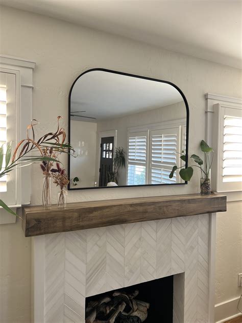 Mirror style / size above fireplace? : r/HomeDecorating