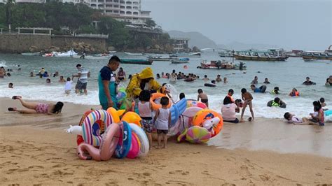 Turista Muere Ahogada En Playa De Acapulco Video El Heraldo De M Xico