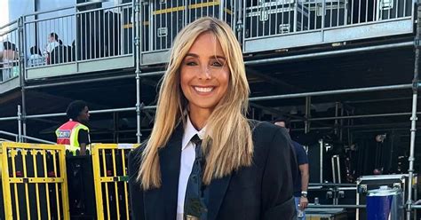 Louise Redknapp Wows In Hot Pants And Thigh High Boots And Toyboy Beau Approves Daily Star
