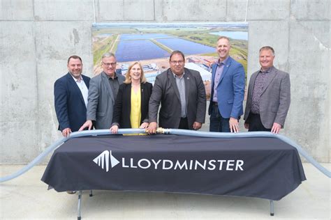 Lloydminster: wastewater treatment facility grand opening | New Country
