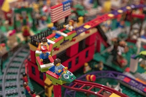 Creating a LEGO Amusement Park – Part 1