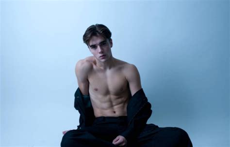 Ch Ng Hot Boy Si U P Trai Khi N Ch Em Th N Th C Ng Ng I Kh Ng Y N