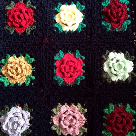 Crochet Rose Granny Square - Crochet Ideas