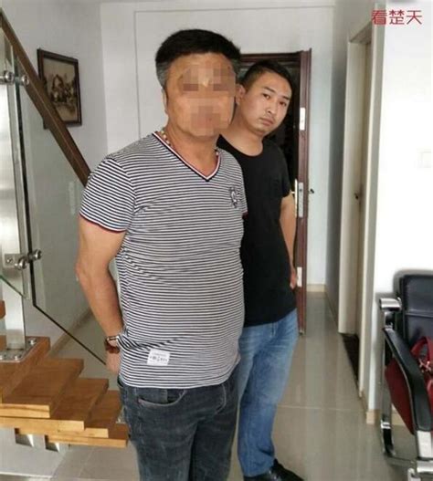 男子刚领完结婚证 回家就因盗窃被戴上手铐武汉新闻中心长江网cjncn