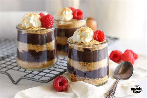 Chocolate Cream Pie Parfaits Imperial Sugar