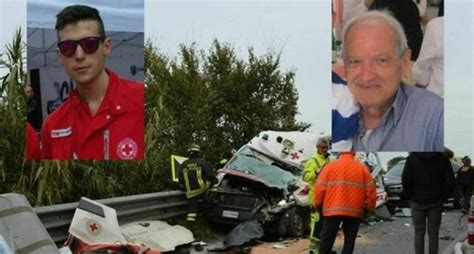 Ancona Camion Travolge Ambulanza Morti Simone E Cosimo