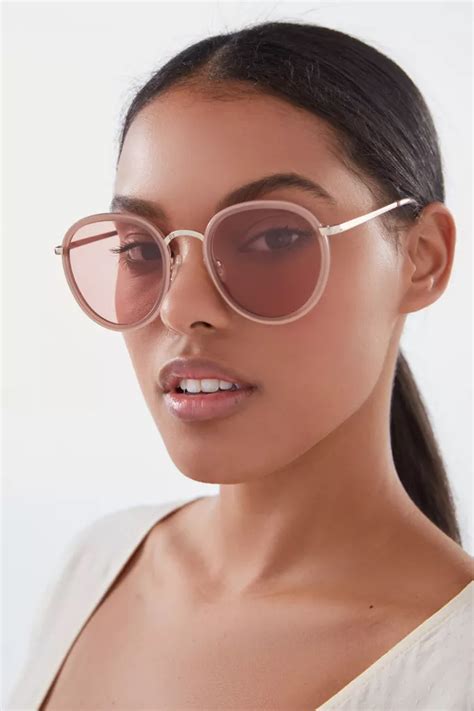 Vye Eyewear Prestige Round Sunglasses Urban Outfitters Canada