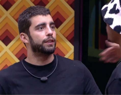 Bbb22 Scooby Se Irrita Após Brothers Falarem De Anitta É Uma Pessoa