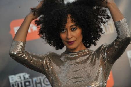 Tracee Ellis Ross Talks Embracing Her Big Hair As the Natural Hair ...