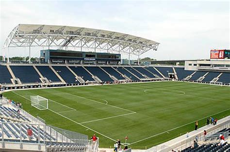 Union's new stadium draws cheers