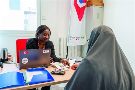 À Vénissieux Lutter Contre La Fracture Numérique Et Sociale Met