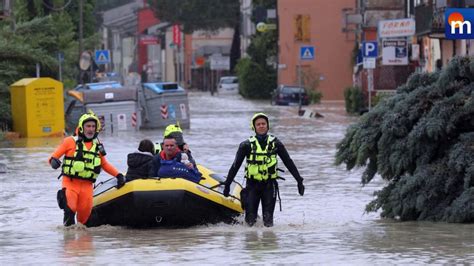 Alluvione in Emilia Romagna le immagini delle città sottacqua VIDEO