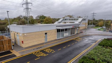 Reading Green Park Station Officially Opens Bbc News