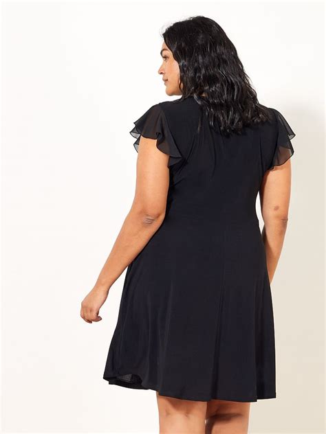 Vestido Preto Com Folhos Preto Kiabi 2500€