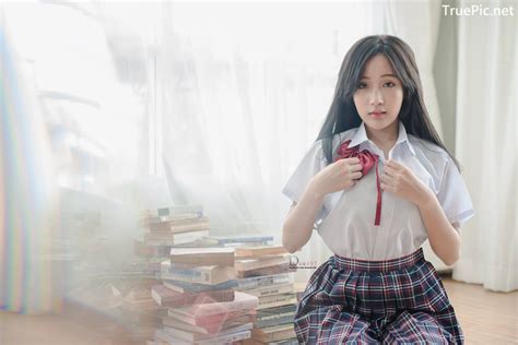 Thailand Hot Model Thanyarat Charoenpornkittada Cute Student Girl