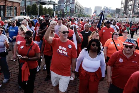 UAW Strike Updates 2023: Detroit Carmakers, Auto Workers Prepare for Deadline - Bloomberg