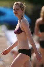 I Am Kirsten Dunst Bikini Pics Of The Day DrunkenStepFather