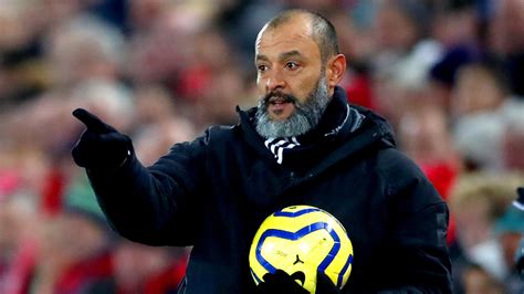 Wolves Manager Nuno Santo opines to rethink VAR