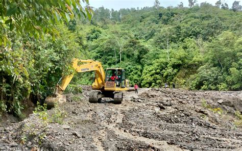 Bpbd Bener Meriah Masih Bersihkan Material Longsor Jalan Samar Kilang