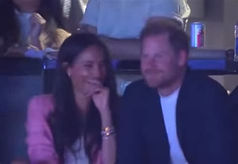 Meghan Markle și Prințul Harry momente tandre la cea mai recentă apariție