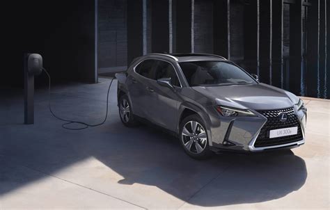 Ux E Primul Suv Electric Lexus Prime Te O Versiune Nou Cu Mai