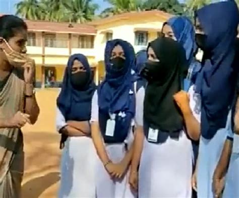 Hijab Row Karnataka Schools Up To Class 10th To Reopen From Feb 14