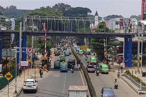 Progres Persen Skybridge Penghubung Stasiun Bogor Paledang Siap