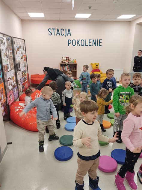 Wycieczka Do Biblioteki Publiczne Przedszkole Trampolina