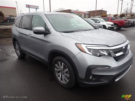 Lunar Silver Metallic 2020 Honda Pilot EX L AWD Exterior Photo