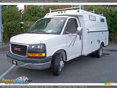 2004 Gmc Savana Cutaway 3500 Commercial Utility Truck White Gray