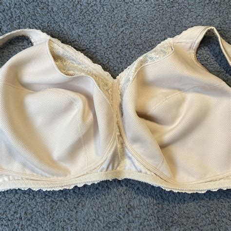 Playtex 18 Hour Breathable Comfort Lace Wirefree Full Coverage Bra