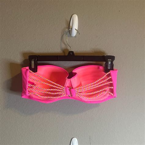 C Victoria S Secret Hot Pink Bikini Top Medium Depop