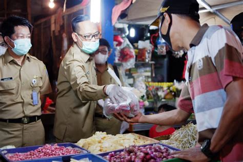 Medikom Online TPID Depok Pantau Harga Bahan Pokok Di Pasar Agung