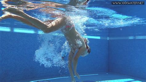 Mary Kalisy Pt 1 Underwater Swimming Pool Erotics 62 Pics Xhamster