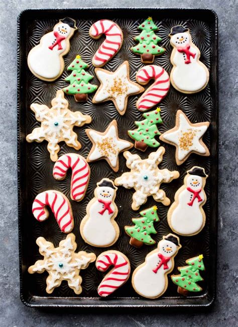 7 Christmas Cookie Icing Recipes That Make Decorating A Breeze